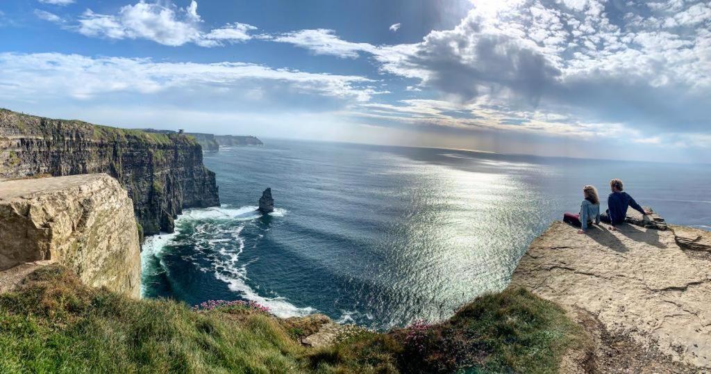 Lahinch -Beach -Surf- Hostel Kültér fotó